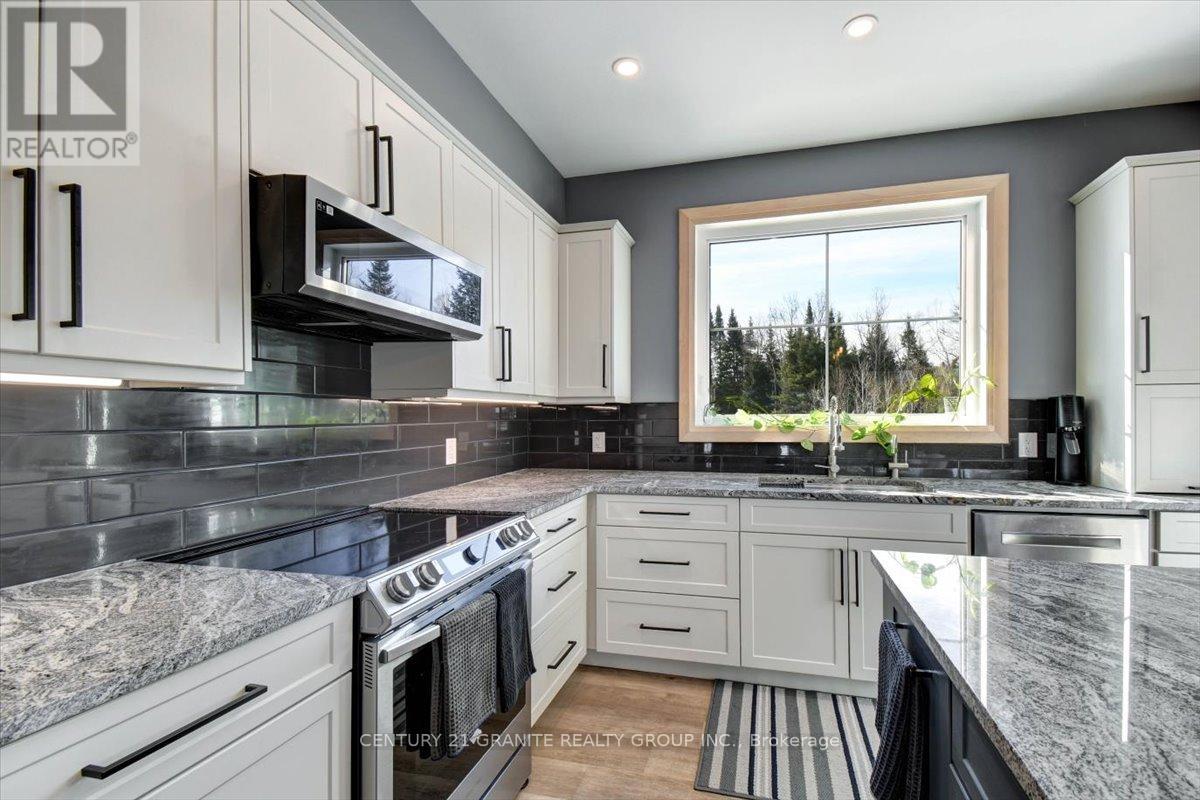 10 Bancroft Ridge Drive, Bancroft (Bancroft Ward), Ontario  K0L 1C0 - Photo 11 - X12885754