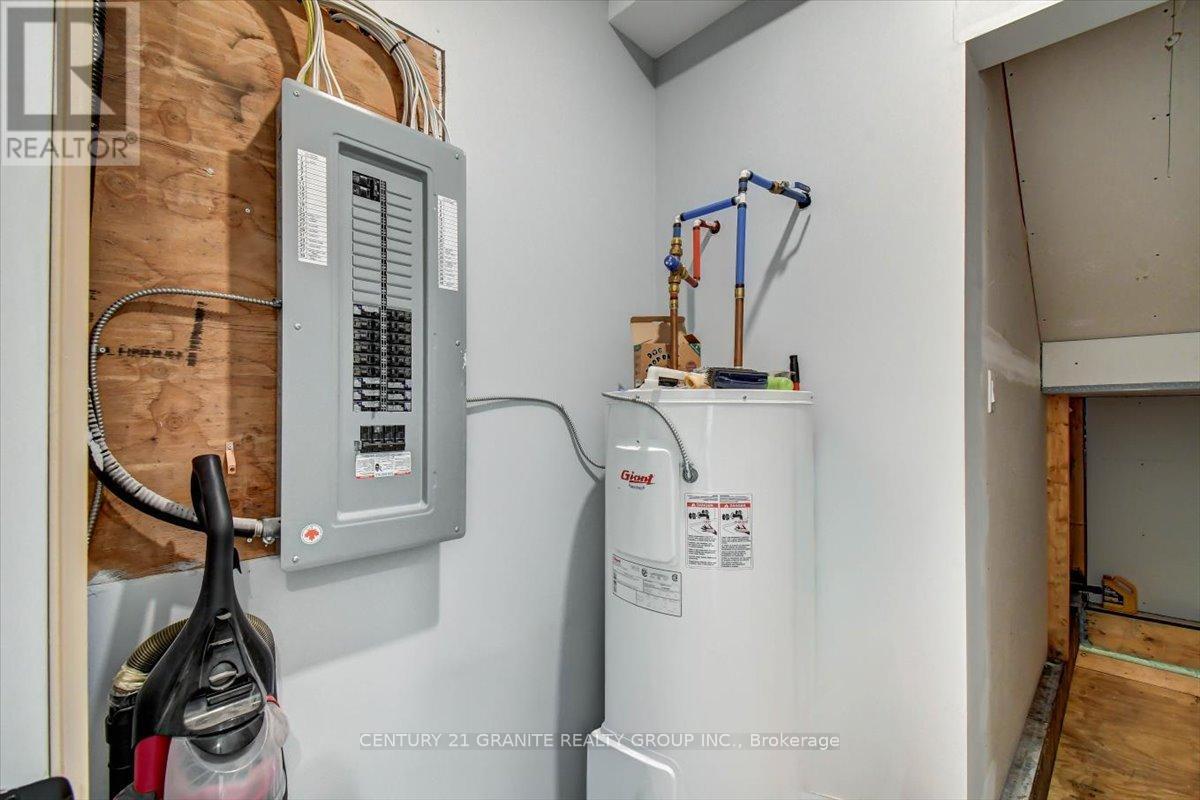 10 Bancroft Ridge Drive, Bancroft (Bancroft Ward), Ontario  K0L 1C0 - Photo 22 - X12885754