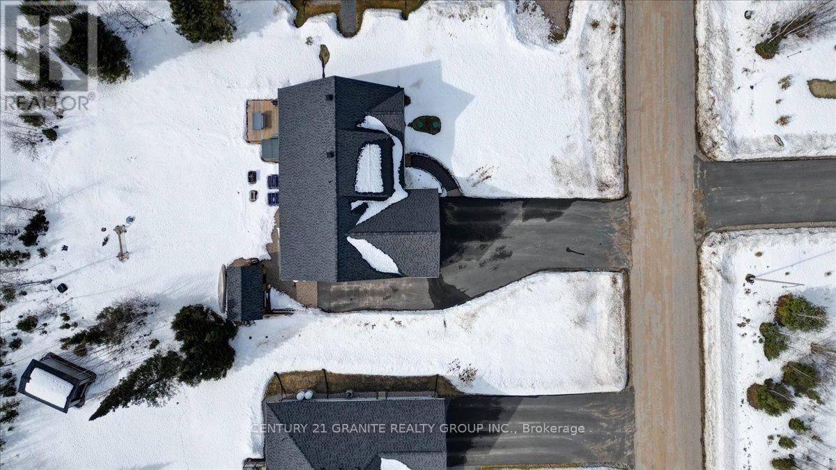 10 Bancroft Ridge Drive, Bancroft (Bancroft Ward), Ontario  K0L 1C0 - Photo 29 - X12885754