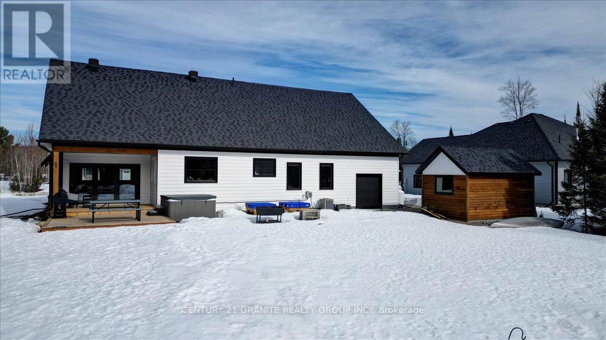 10 Bancroft Ridge Drive, Bancroft (Bancroft Ward), Ontario  K0L 1C0 - Photo 31 - X12885754