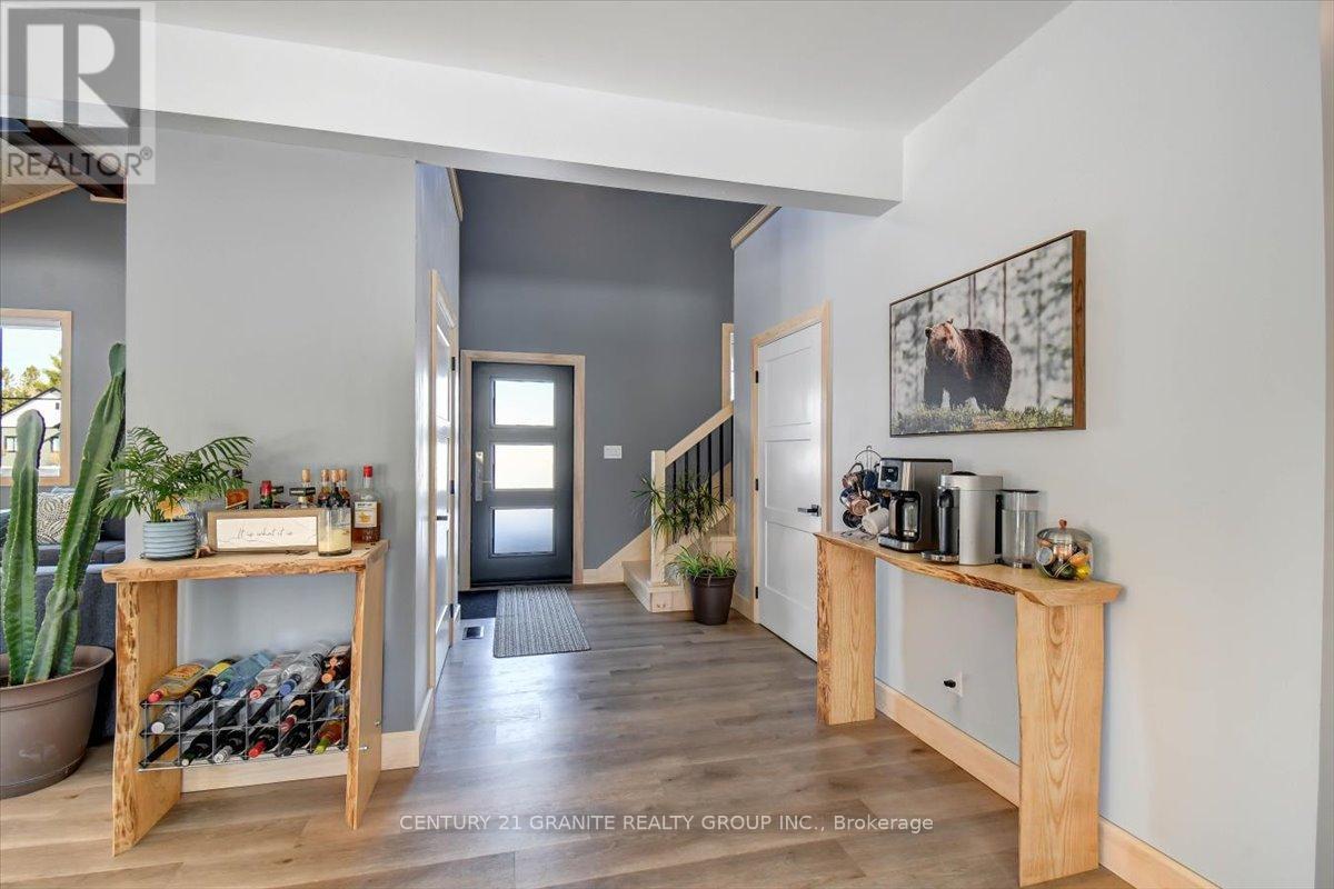 10 Bancroft Ridge Drive, Bancroft (Bancroft Ward), Ontario  K0L 1C0 - Photo 9 - X12885754