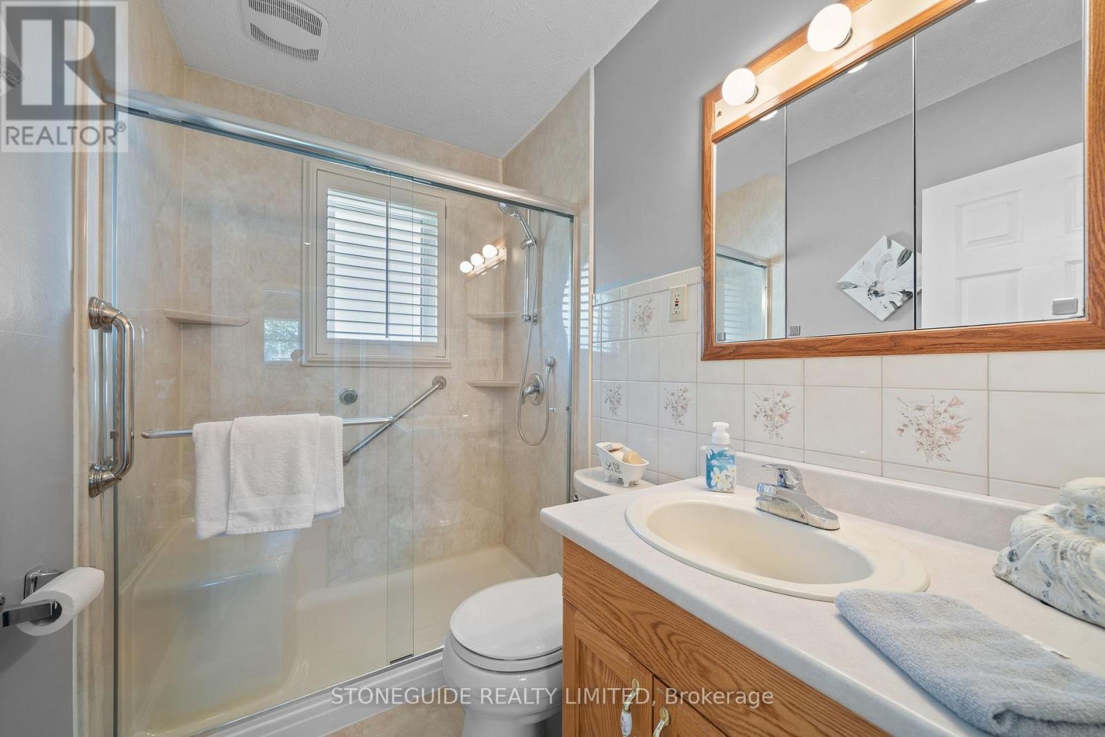 5 Armour Court, Kawartha Lakes (Lindsay), Ontario  K9V 1N9 - Photo 17 - X12885818