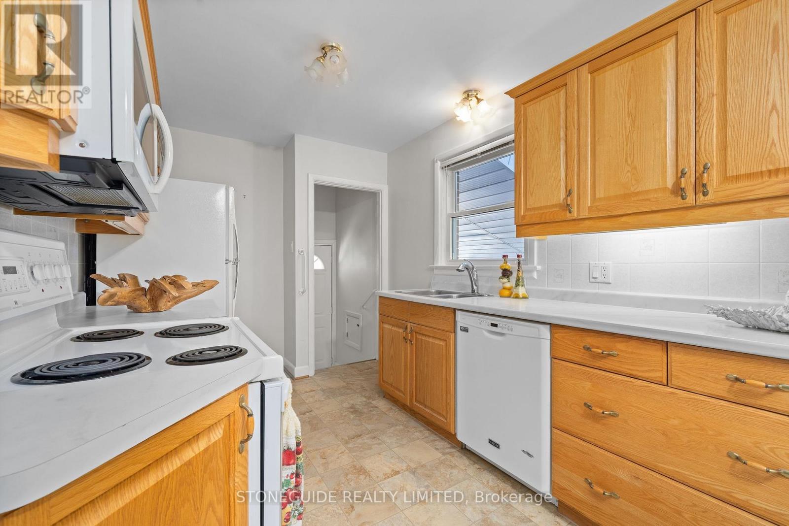 5 Armour Court, Kawartha Lakes (Lindsay), Ontario  K9V 1N9 - Photo 21 - X12885818