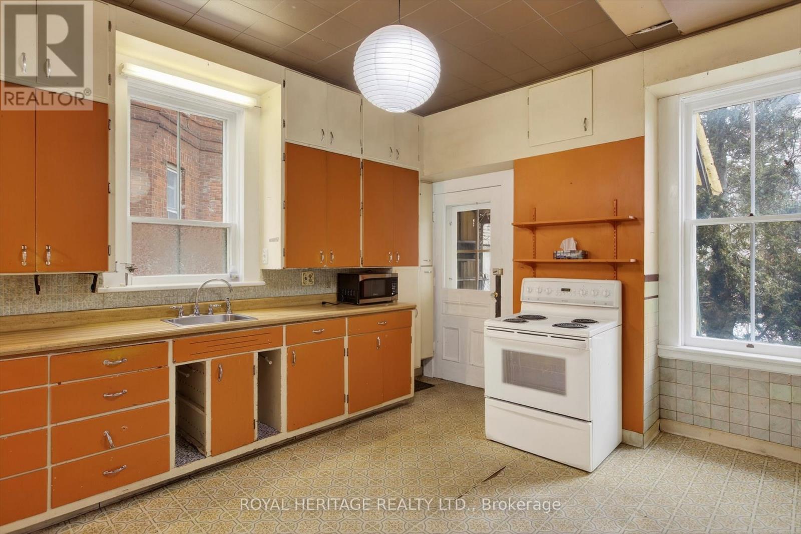 780 Water Street, Peterborough (Northcrest Ward 5), Ontario  K9H 3N6 - Photo 14 - X12886028