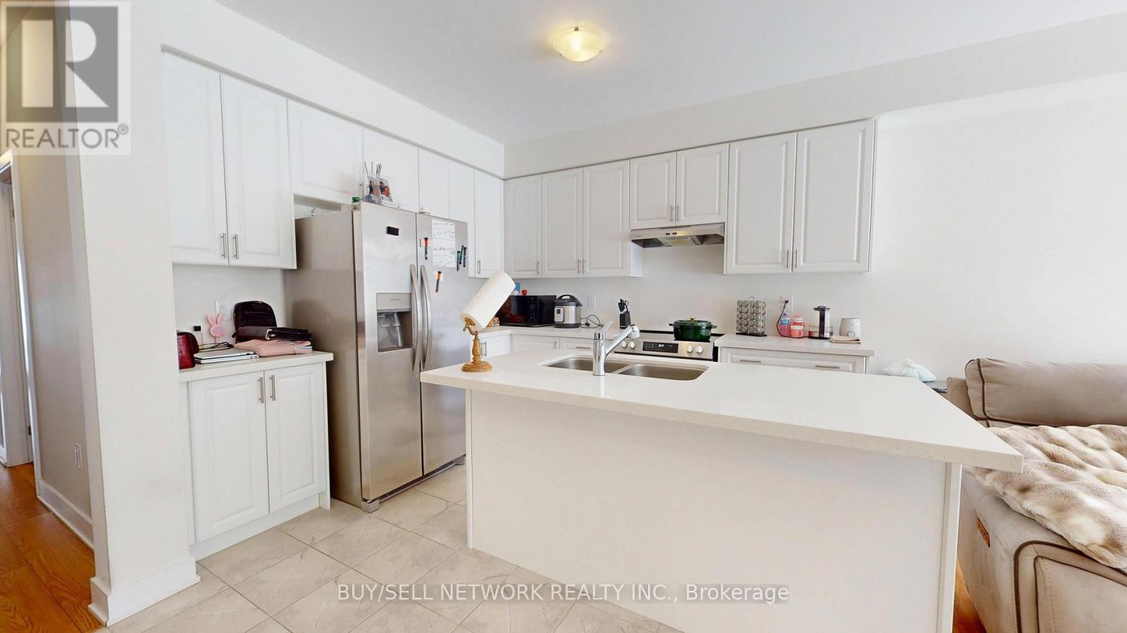 649 Pollock Grove, Peterborough (Monaghan Ward 2), Ontario  K9K 0J6 - Photo 8 - X12887056