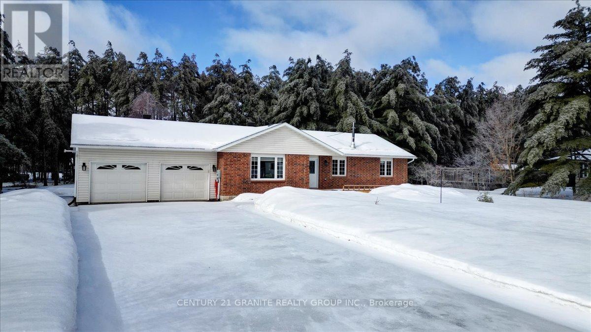 34 Wilson Lane, Hastings Highlands (Herschel Ward), Ontario  K0L 1C0 - Photo 2 - X12888290