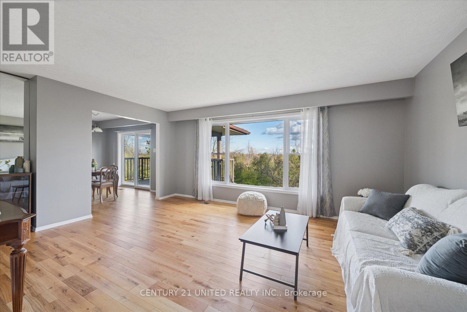 1551 Cherryhill Road, Peterborough (Monaghan Ward 2), Ontario  K9K 1A7 - Photo 9 - X12888396