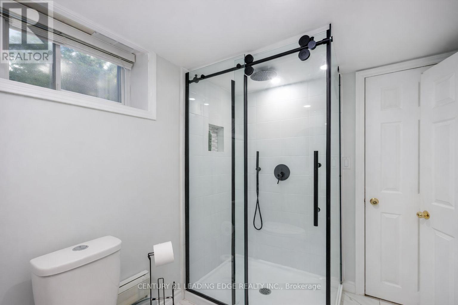 306 Lindan (Room) Avenue, Selwyn, Ontario  K9L 1K6 - Photo 6 - X12888368