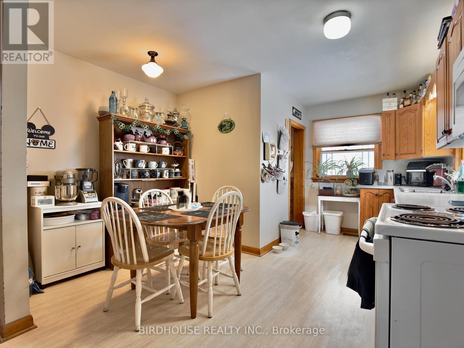 119 Regent Street, Kawartha Lakes (Lindsay), Ontario  K9V 3V7 - Photo 7 - X12888466