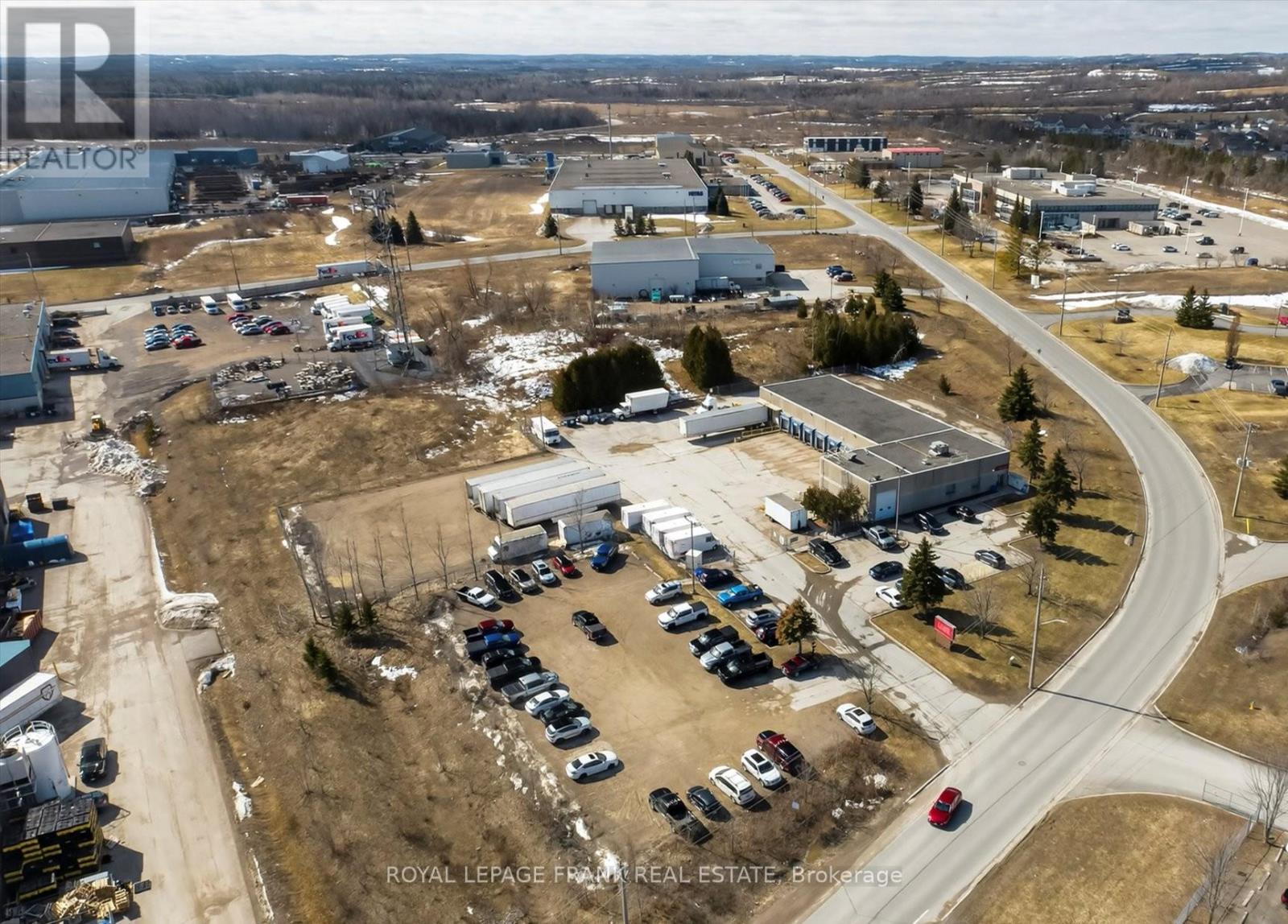 133 Jameson Drive, Peterborough (Otonabee Ward 1), Ontario  K9J 6X6 - Photo 6 - X12888624