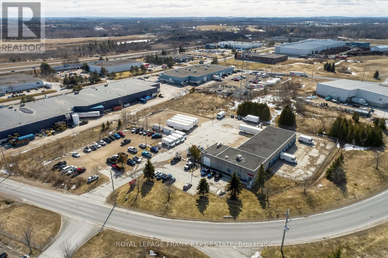 133 Jameson Drive, Peterborough (Otonabee Ward 1), Ontario  K9J 6X6 - Photo 8 - X12888624