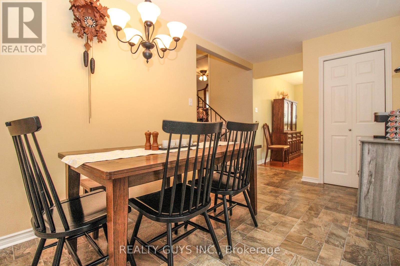 615 Saugeen Crescent, Peterborough (Ashburnham Ward 4), Ontario  K9J 1J9 - Photo 25 - X12888696