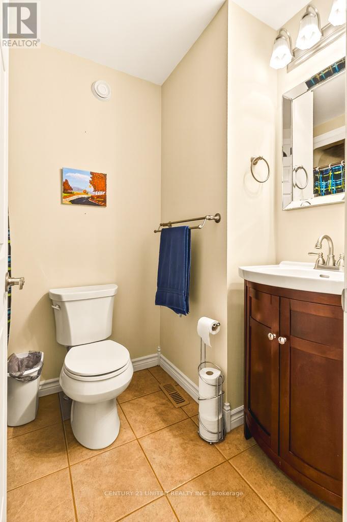 8168 Hwy 7, Kawartha Lakes (Emily), Ontario  K9J 6X4 - Photo 11 - X12888706