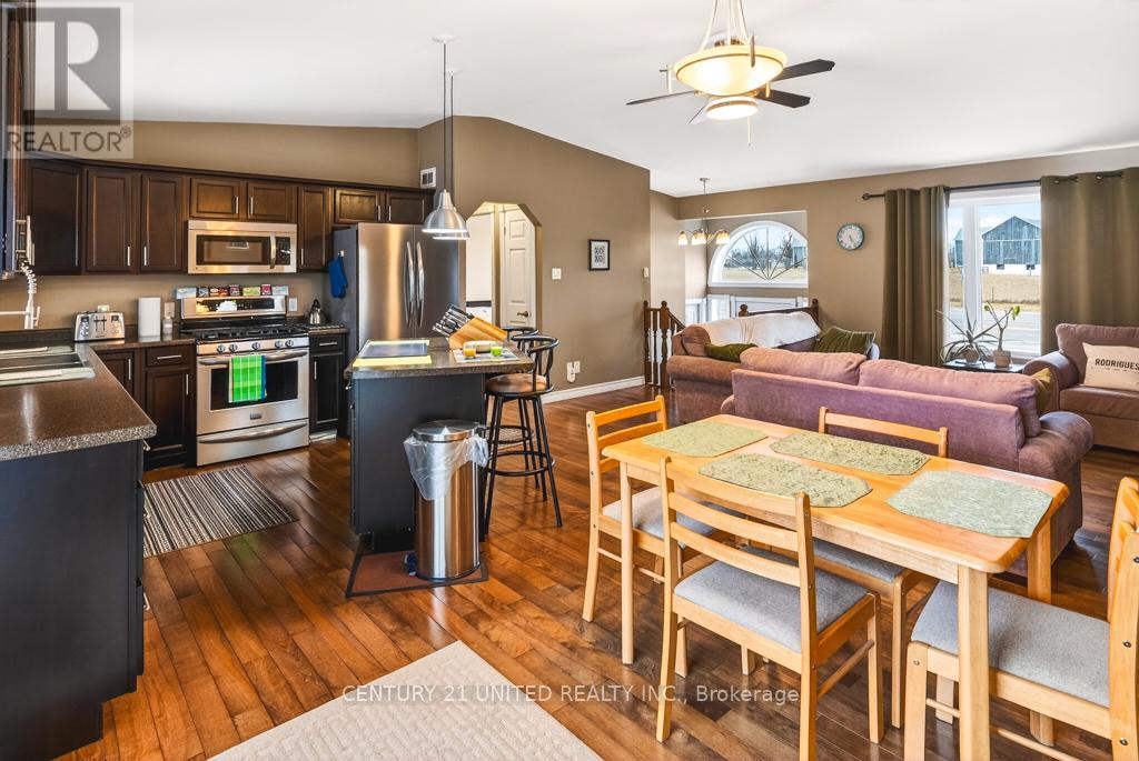 8168 Hwy 7, Kawartha Lakes (Emily), Ontario  K9J 6X4 - Photo 6 - X12888706