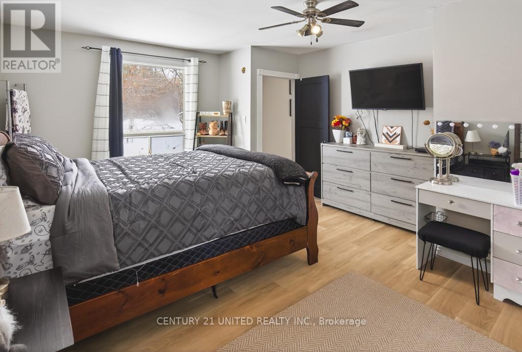 17 Fire Rte 79, Trent Lakes, Ontario  K0L 1J0 - Photo 11 - X12888744