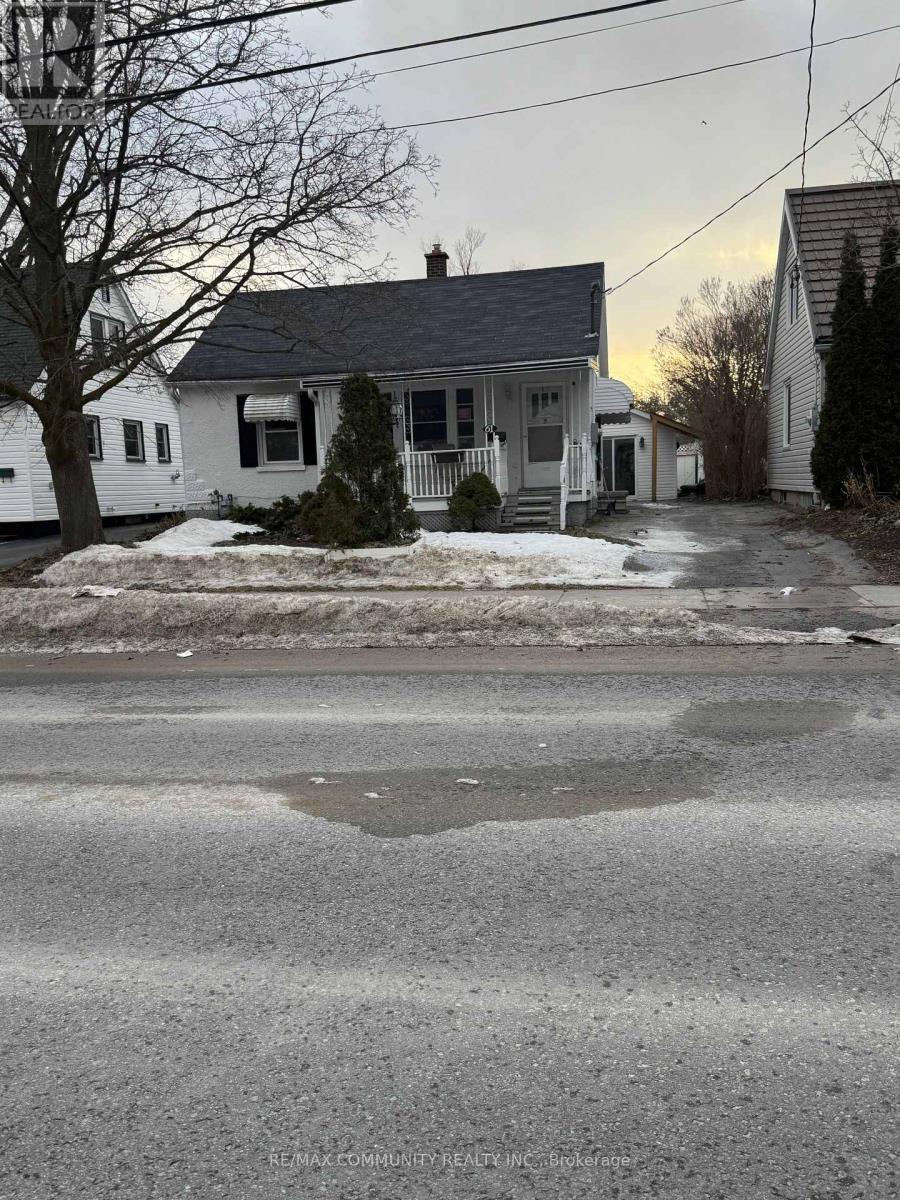 61 Adelaide Street S, Kawartha Lakes (Lindsay), Ontario  K9V 3J6 - Photo 2 - X12888776