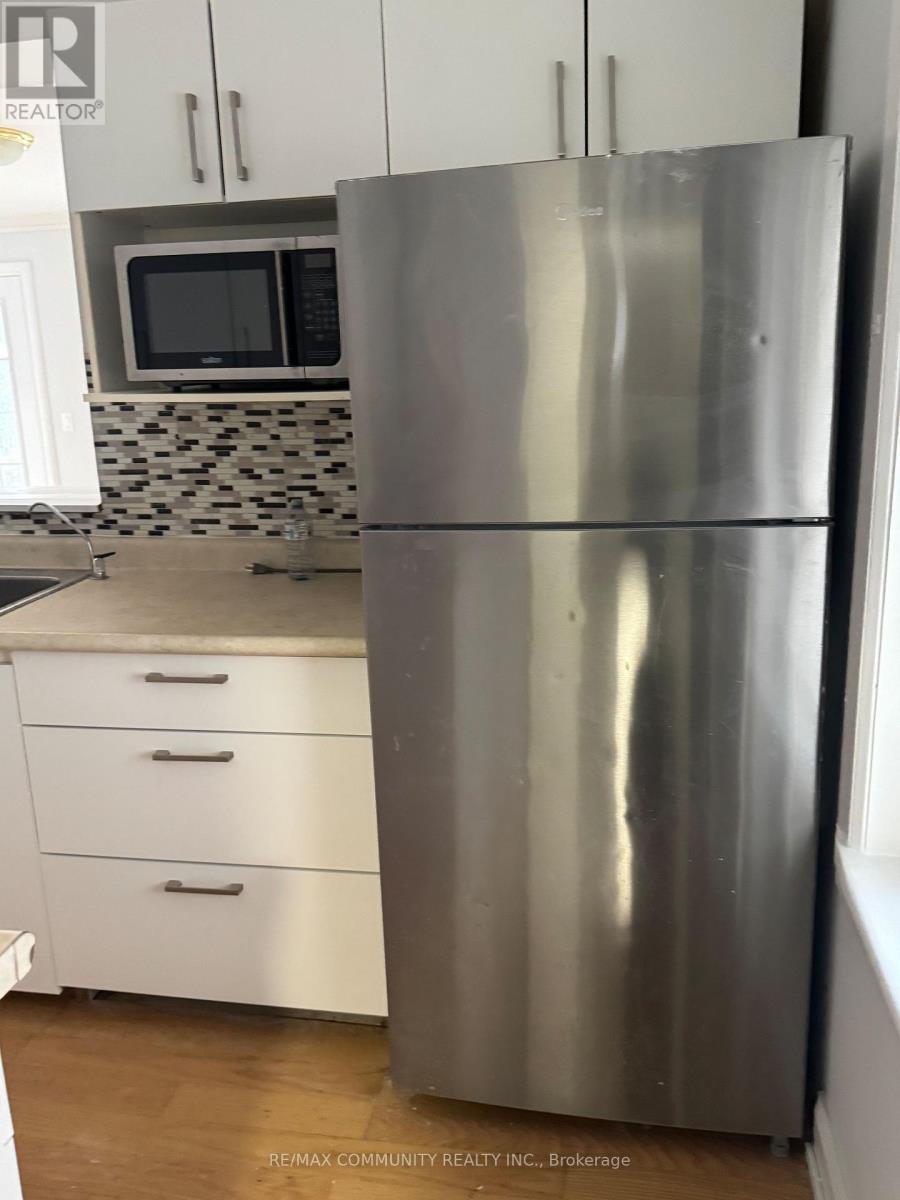 61 Adelaide Street S, Kawartha Lakes (Lindsay), Ontario  K9V 3J6 - Photo 7 - X12888776