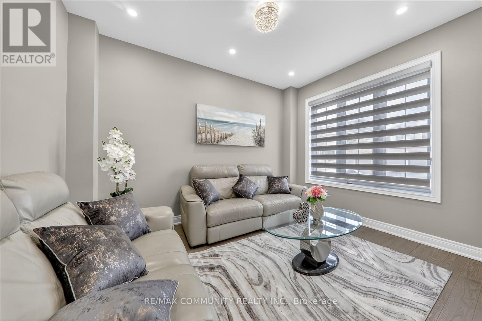 46 Wamsley Crescent, Clarington (Newcastle), Ontario  L1B 0W1 - Photo 6 - E12889388