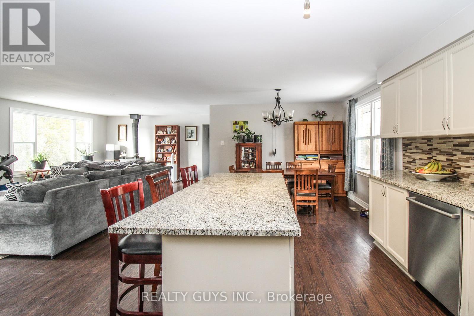 316 Douglas Road, Douro-Dummer, Ontario  K0L 3A0 - Photo 23 - X12890146