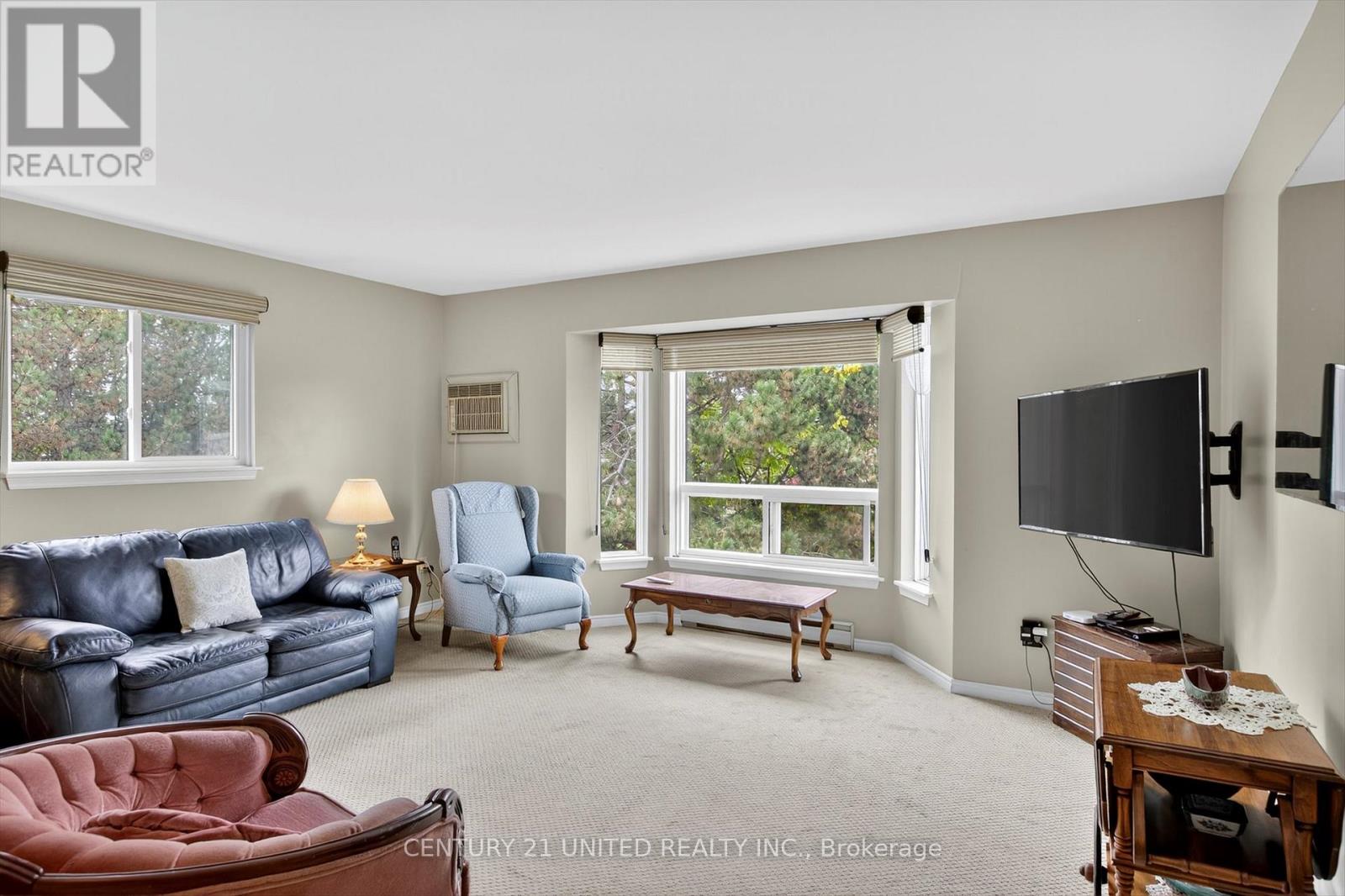 303 - 2020 Mapleridge Drive, Peterborough (Monaghan Ward 2), Ontario  K9K 1W2 - Photo 2 - X12890450