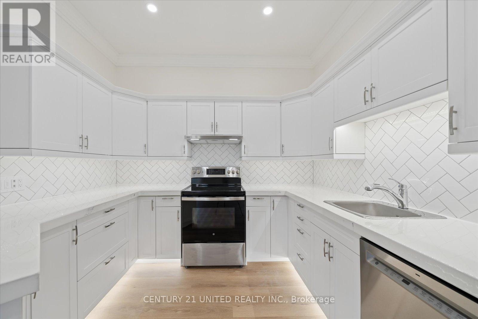 202 - 1027 Willcox Street, Selwyn, Ontario  K0L 1H0 - Photo 13 - X12890580