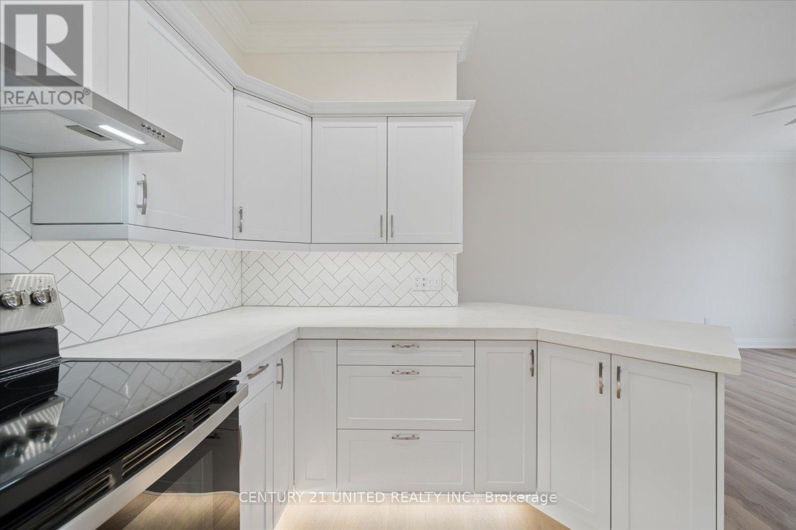 201 - 1027 Willcox Street, Selwyn, Ontario  K0L 1H0 - Photo 16 - X12890632