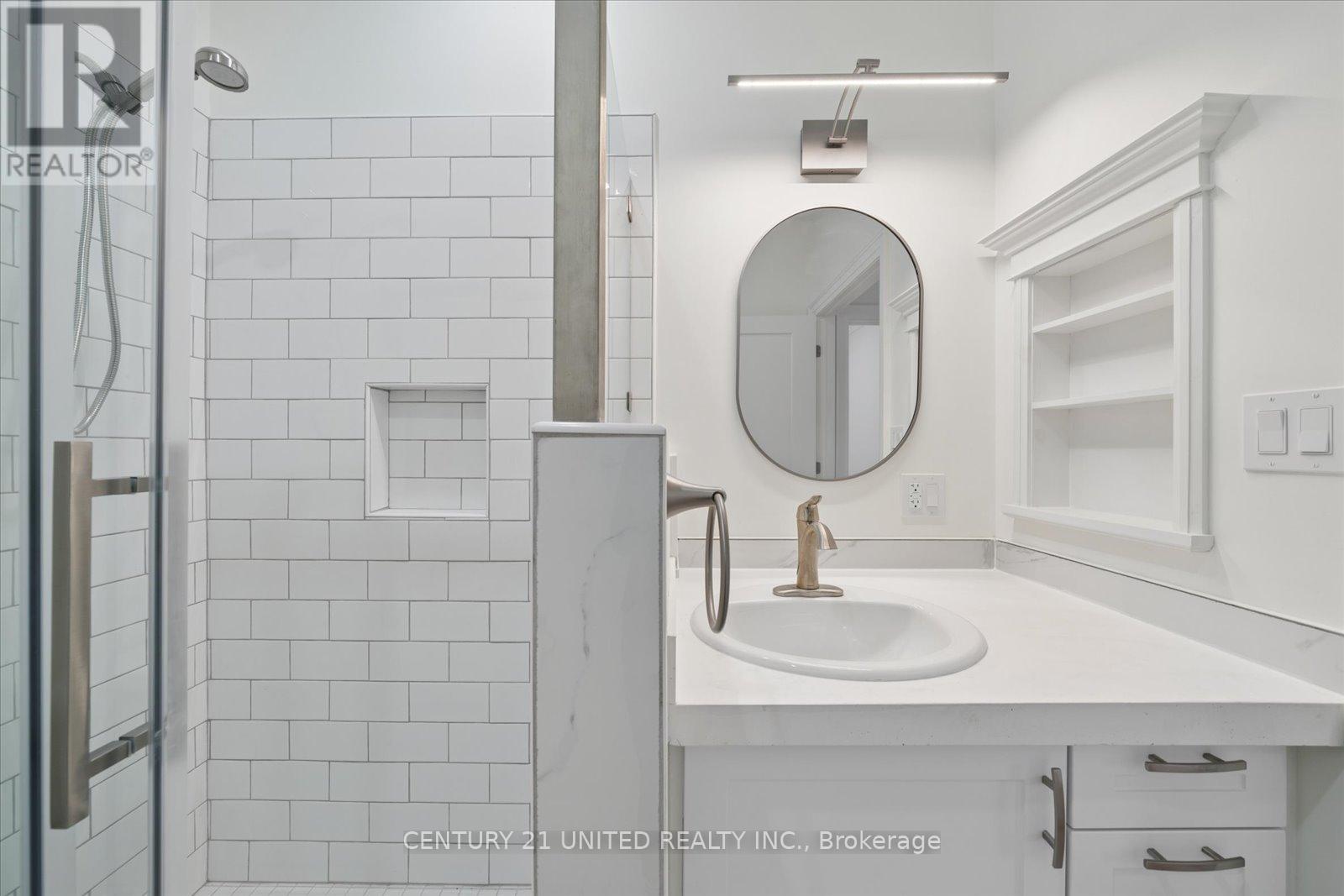 201 - 1027 Willcox Street, Selwyn, Ontario  K0L 1H0 - Photo 23 - X12890632