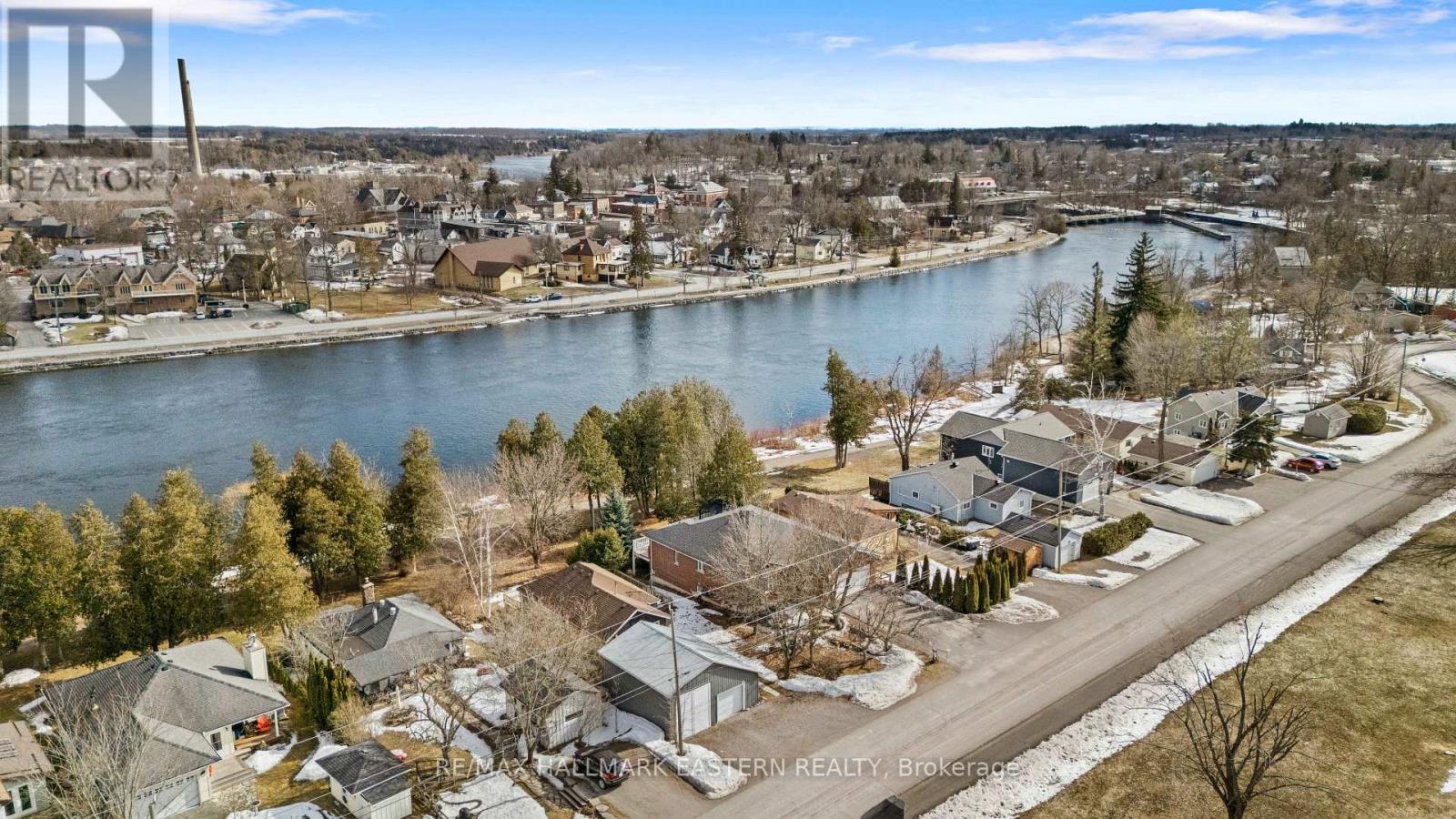 13 HAGUE BOULEVARD, selwyn, Ontario