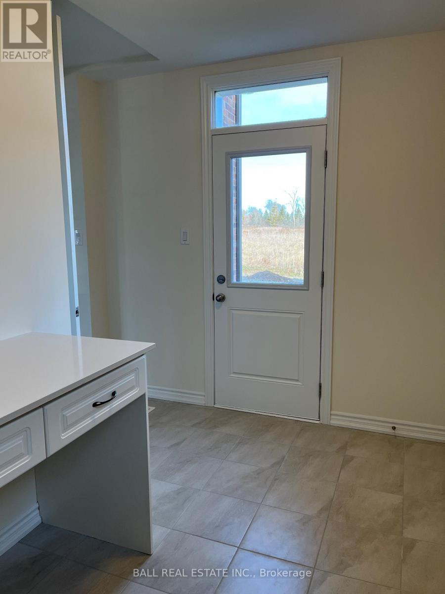 33 - 104 Golden Meadows Drive, Otonabee-South Monaghan, Ontario  K9J 6Y3 - Photo 10 - X12890758