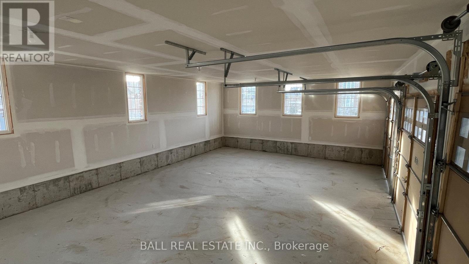 33 - 104 Golden Meadows Drive, Otonabee-South Monaghan, Ontario  K9J 6Y3 - Photo 29 - X12890758