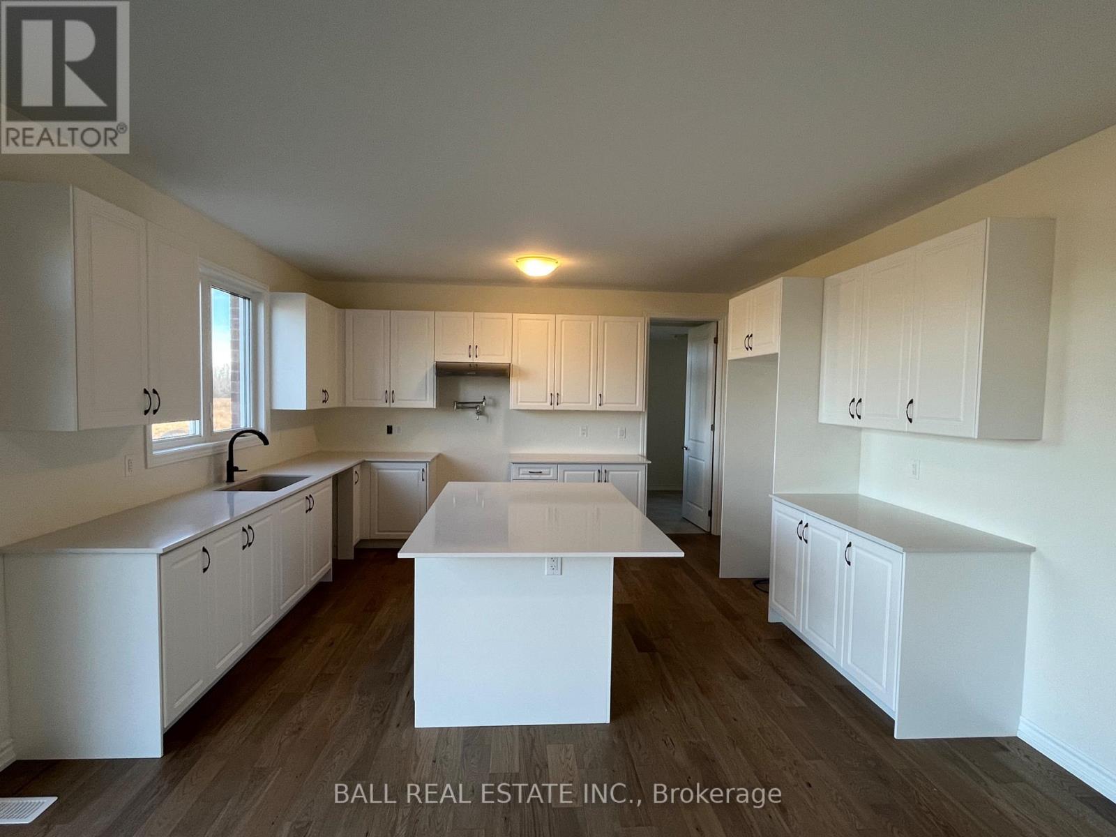 33 - 104 Golden Meadows Drive, Otonabee-South Monaghan, Ontario  K9J 6Y3 - Photo 7 - X12890758