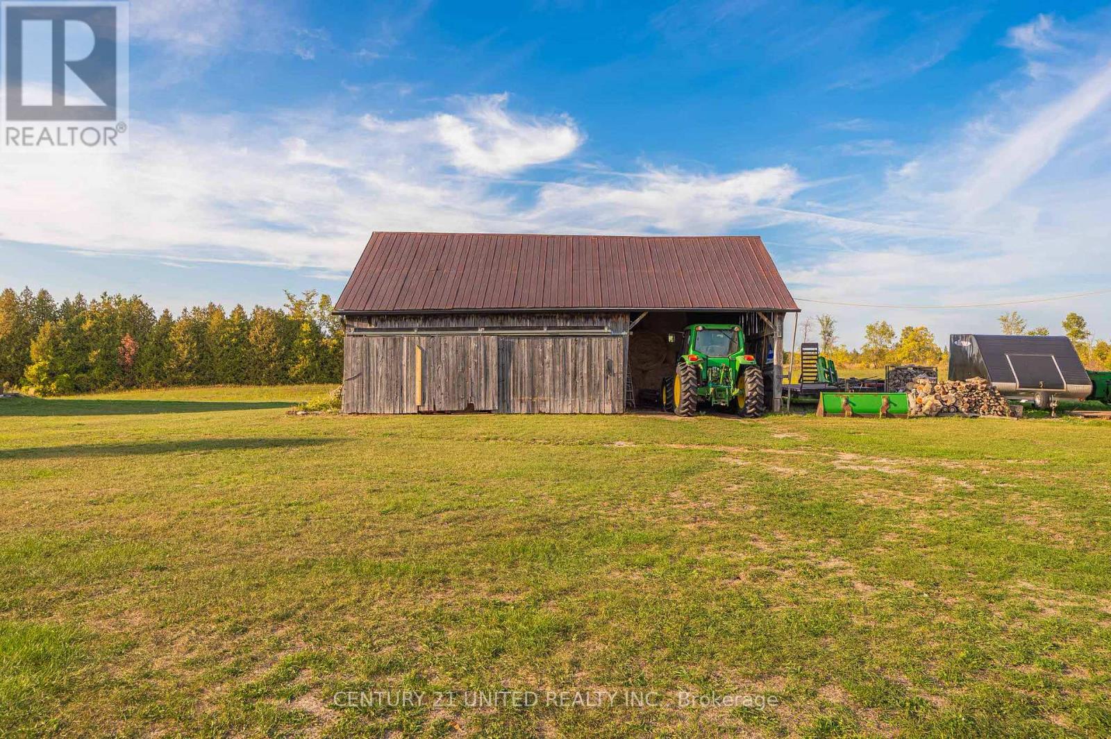 257 10th Line Rd South Dummer Road, Douro-Dummer, Ontario  K0L 2V0 - Photo 10 - X12890810