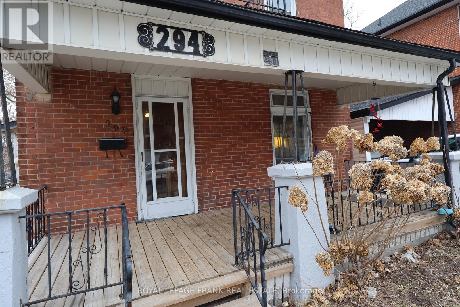 294 Parkhill Road W, Peterborough (Northcrest Ward 5), Ontario  K9H 3H7 - Photo 4 - X12890852