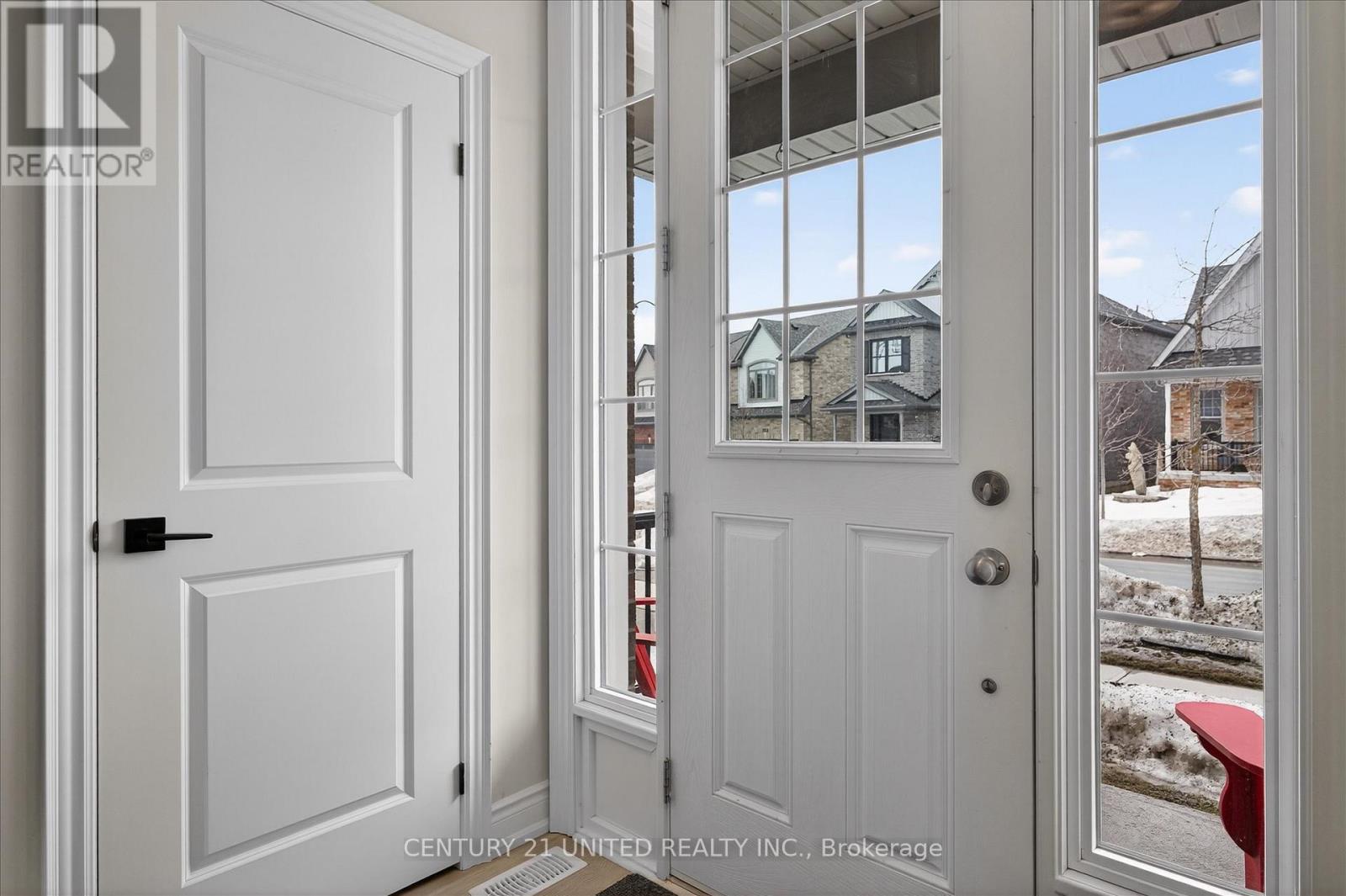 528 Macintosh Grove, Peterborough (Northcrest Ward 5), Ontario  K9H 0C4 - Photo 10 - X12890974