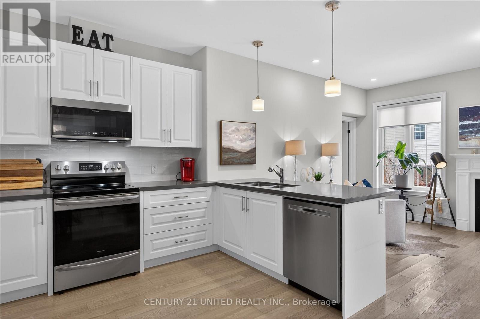 528 Macintosh Grove, Peterborough (Northcrest Ward 5), Ontario  K9H 0C4 - Photo 13 - X12890974