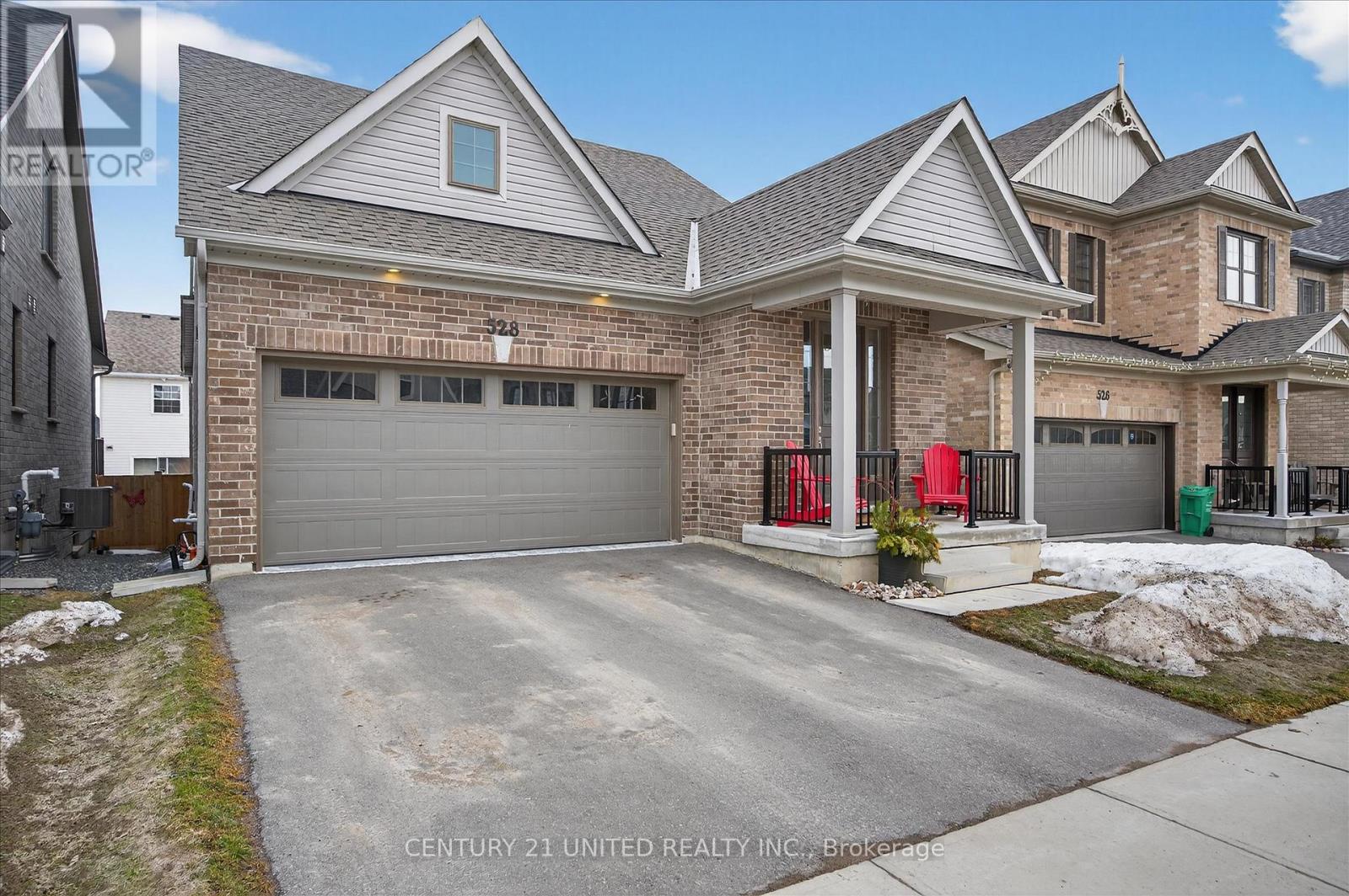 528 Macintosh Grove, Peterborough (Northcrest Ward 5), Ontario  K9H 0C4 - Photo 8 - X12890974