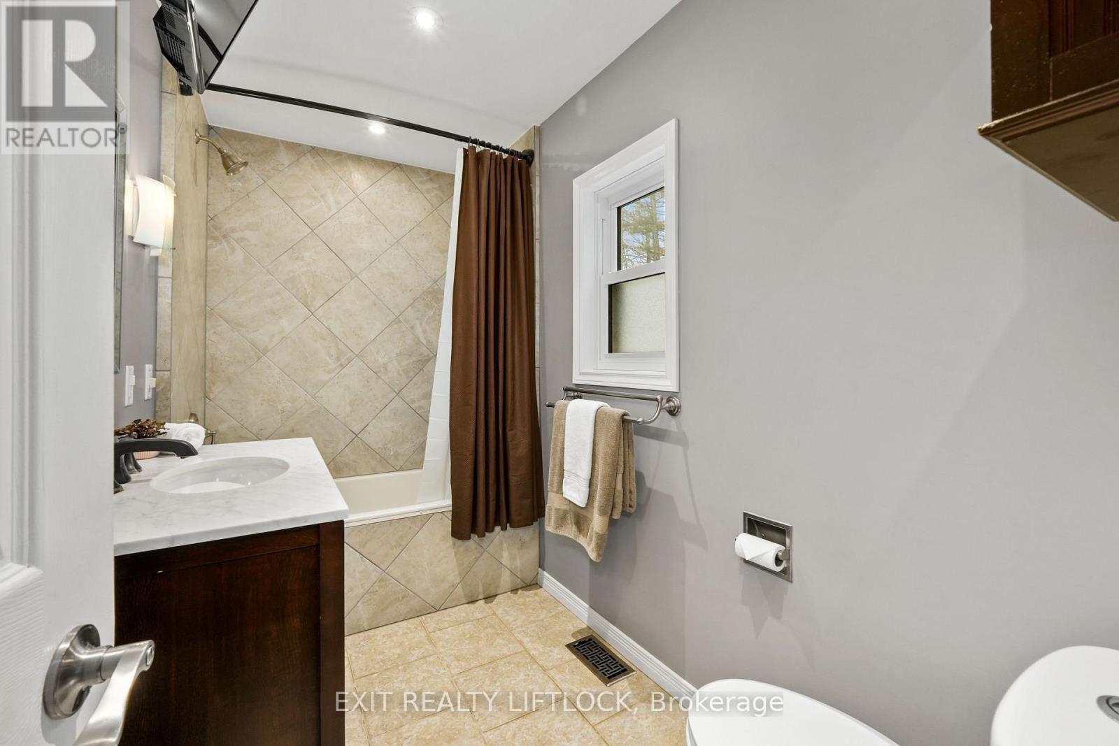 288 Hulls Road, North Kawartha, Ontario  K0L 2H0 - Photo 21 - X12891016