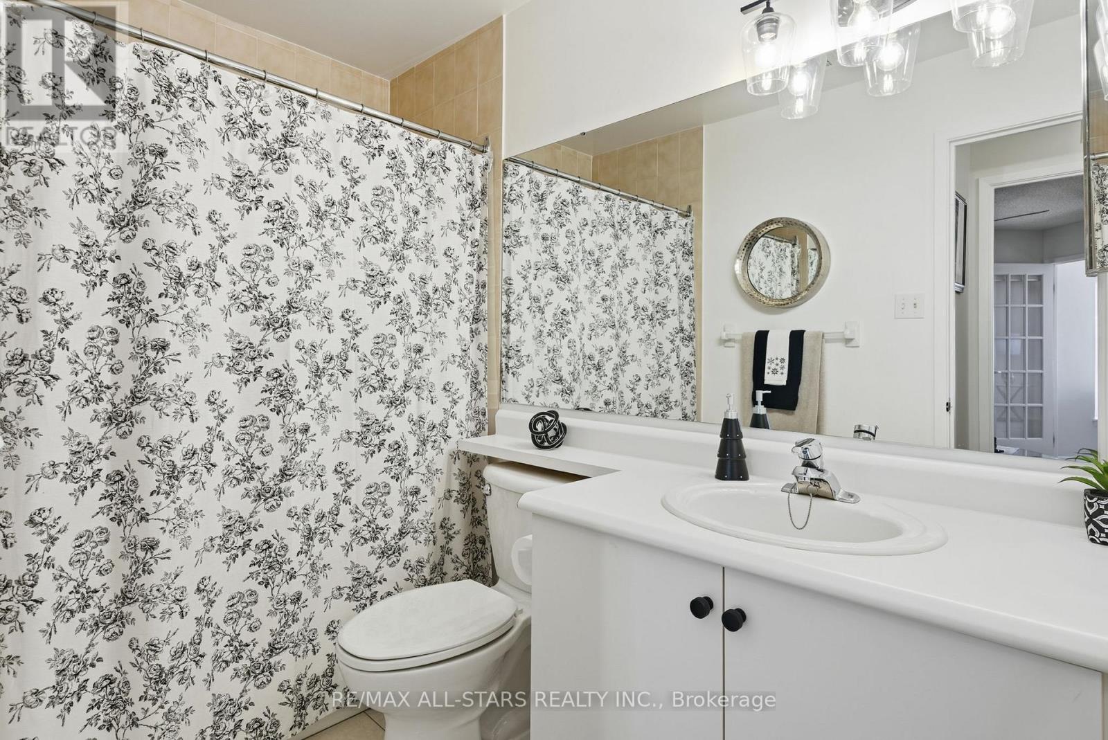 312 - 4 Heritage Way, Kawartha Lakes (Lindsay), Ontario  K9V 5Z2 - Photo 24 - X12891488