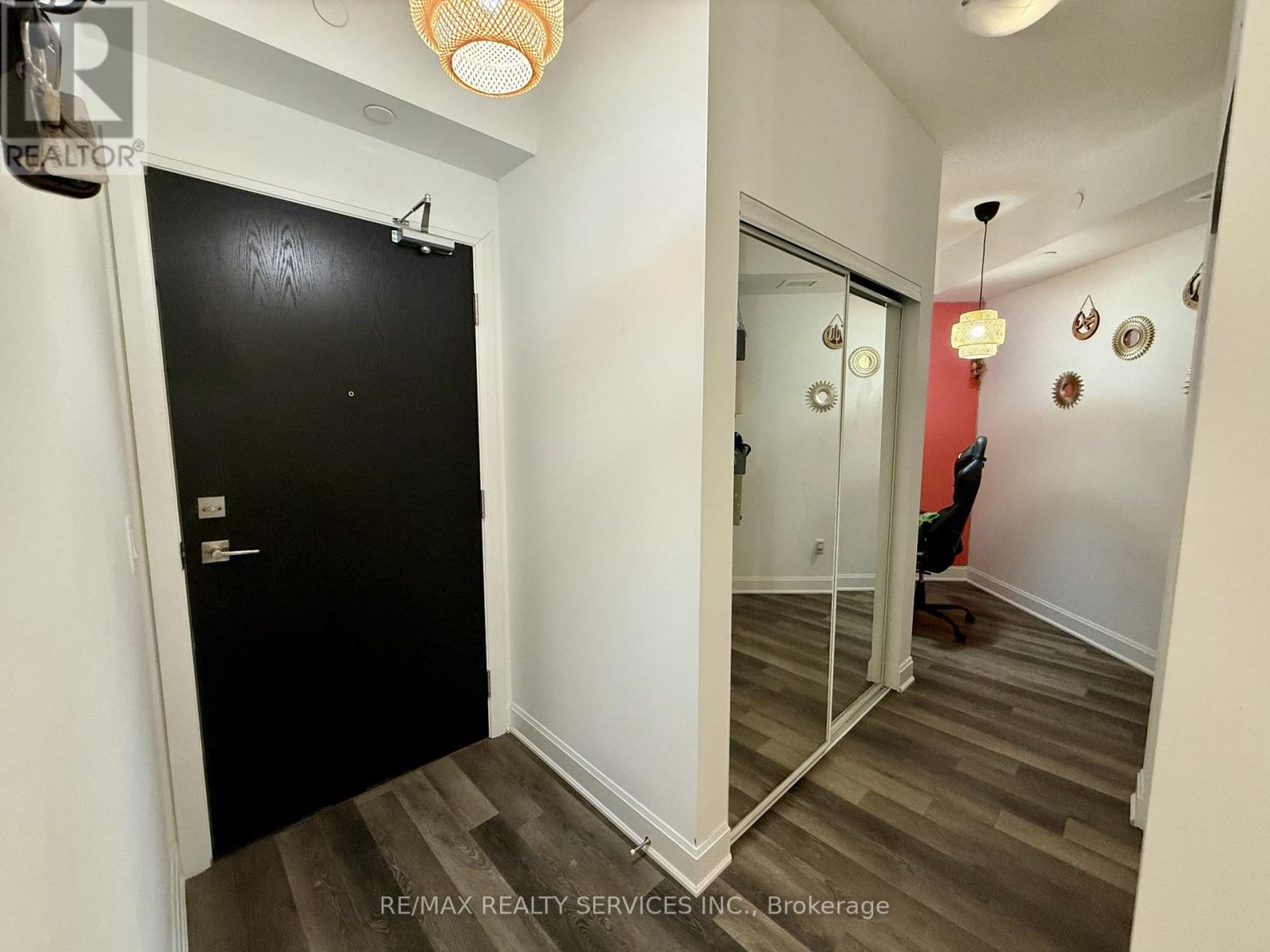 229 - 50 Lakebreeze Drive, Clarington (Newcastle), Ontario  L1B 1N4 - Photo 6 - E12891426