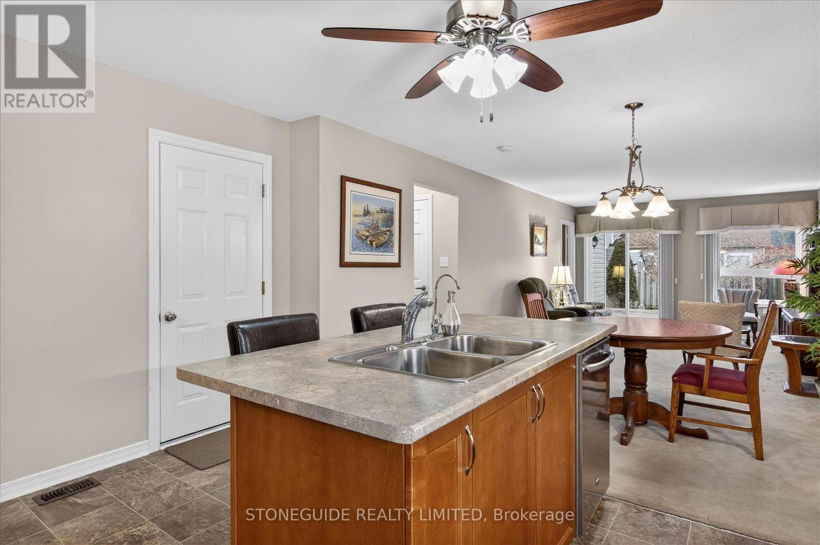 669 Tully Crescent, Peterborough (Monaghan Ward 2), Ontario  K9K 0A9 - Photo 10 - X12891642