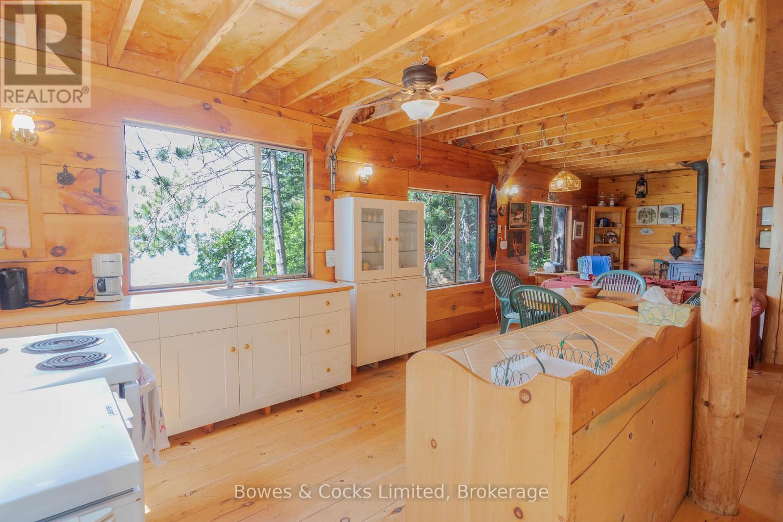 278 Weslemkoon Lake Wao, Addington Highlands, Ontario  K0L 1W0 - Photo 12 - X12892528