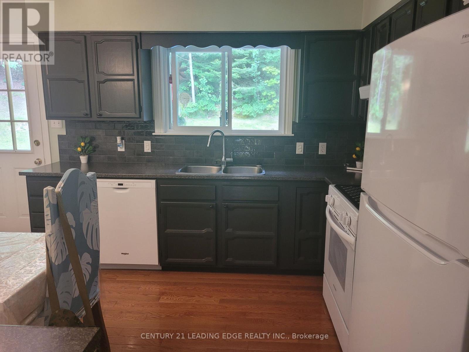 19 Forest Hill Road, Bancroft (Bancroft Ward), Ontario  K0L 1C0 - Photo 6 - X12892546