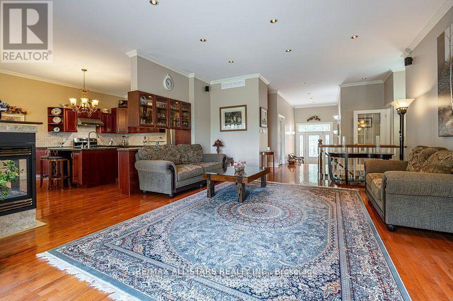 182 Charlore Park Drive, Kawartha Lakes (Omemee), Ontario  K0L 2W0 - Photo 9 - X12892954