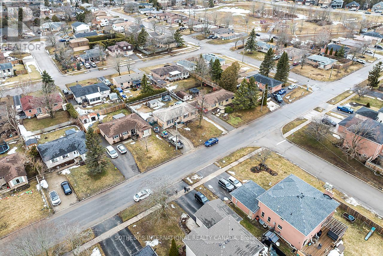 142 Sanderling Crescent N, Kawartha Lakes (Lindsay), Ontario  K9V 5L2 - Photo 12 - X12893116