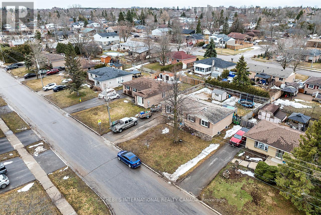 142 Sanderling Crescent N, Kawartha Lakes (Lindsay), Ontario  K9V 5L2 - Photo 14 - X12893116