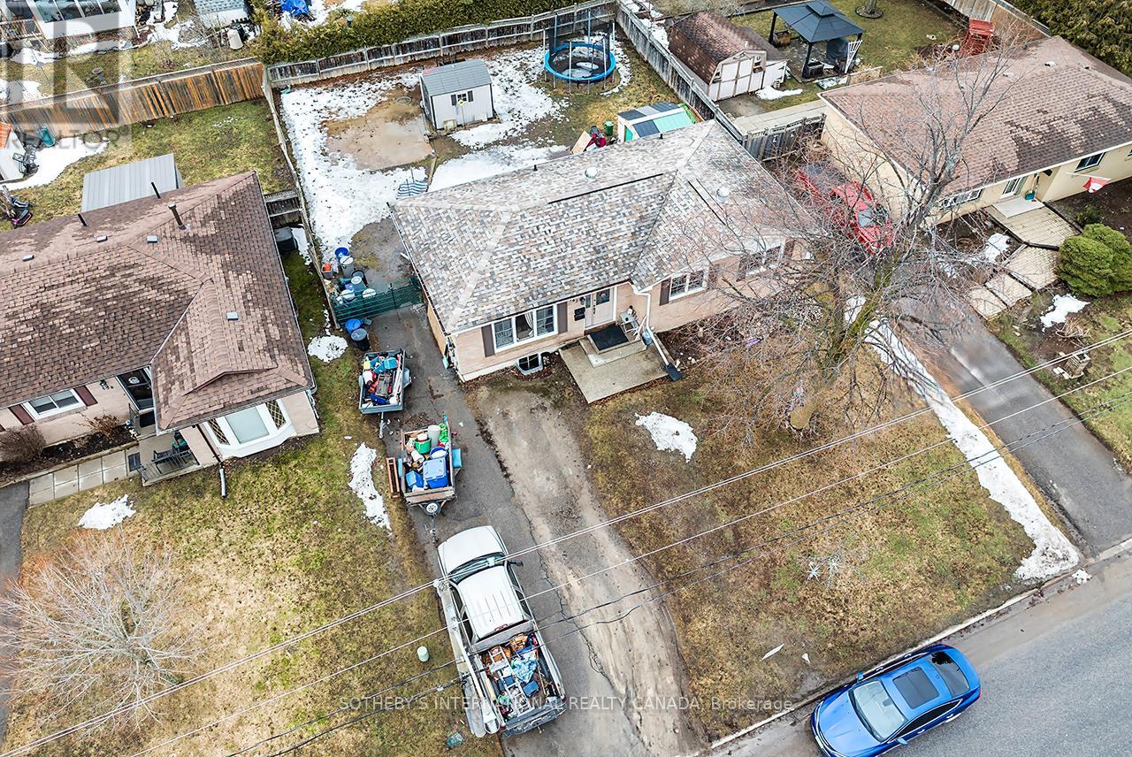 142 Sanderling Crescent N, Kawartha Lakes (Lindsay), Ontario  K9V 5L2 - Photo 17 - X12893116