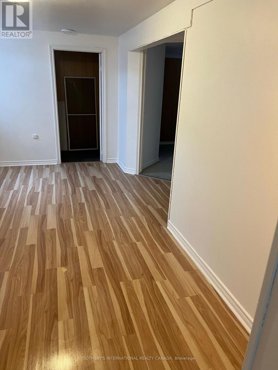 142 Sanderling Crescent N, Kawartha Lakes (Lindsay), Ontario  K9V 5L2 - Photo 6 - X12893116