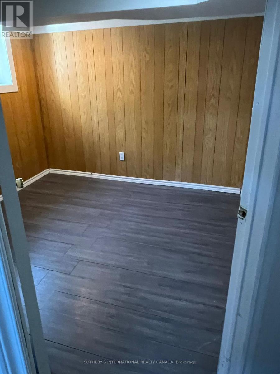 142 Sanderling Crescent N, Kawartha Lakes (Lindsay), Ontario  K9V 5L2 - Photo 9 - X12893116