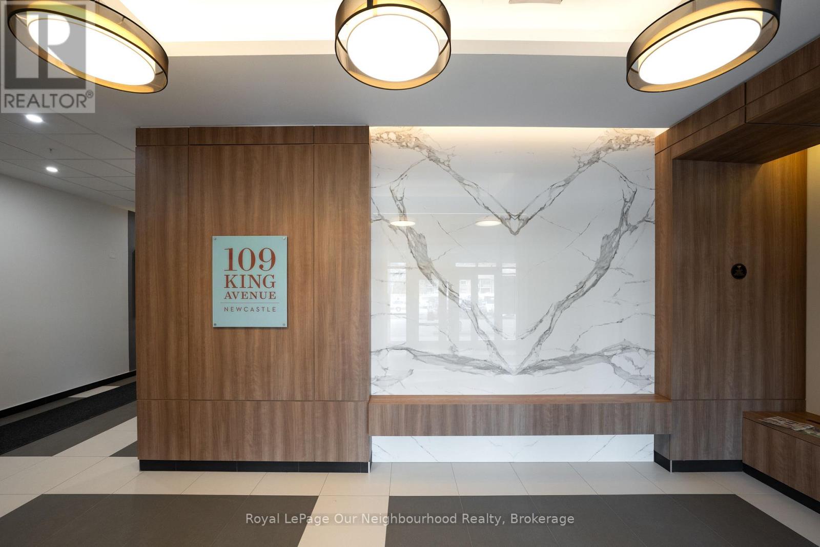 404 - 109 King Avenue E, Clarington (Newcastle), Ontario  L1B 0V5 - Photo 2 - E12893936