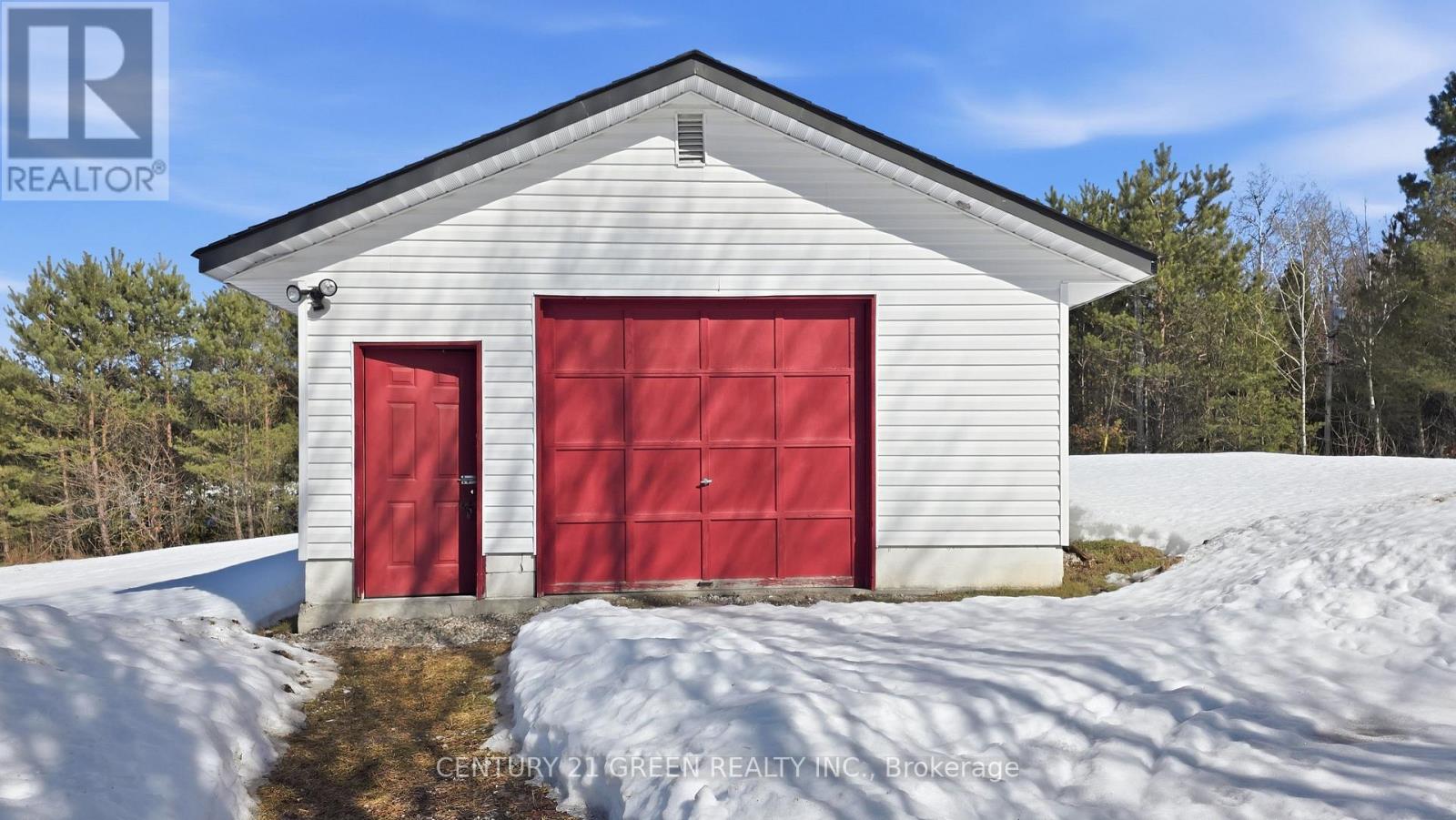 135 Village Street, Hastings Highlands (Herschel Ward), Ontario  K0L 1C0 - Photo 22 - X12894292